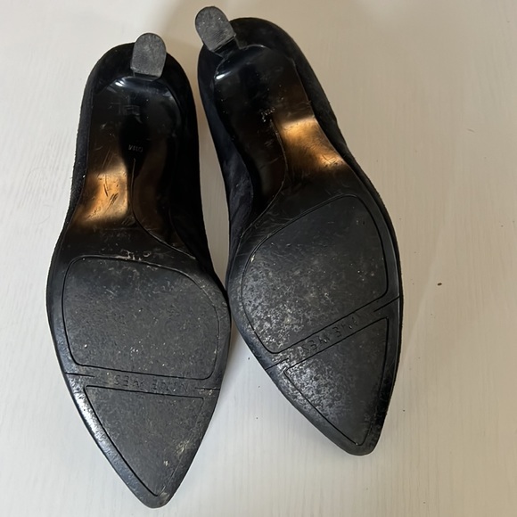 Nine West black suede heels - Picture 4 of 5